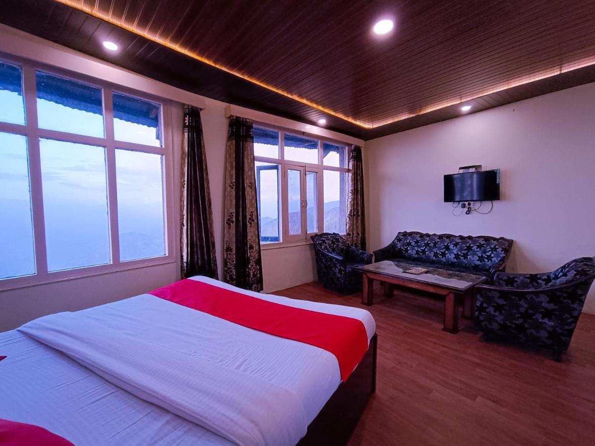 Surya Resort Dalhousie Eksteriør bilde