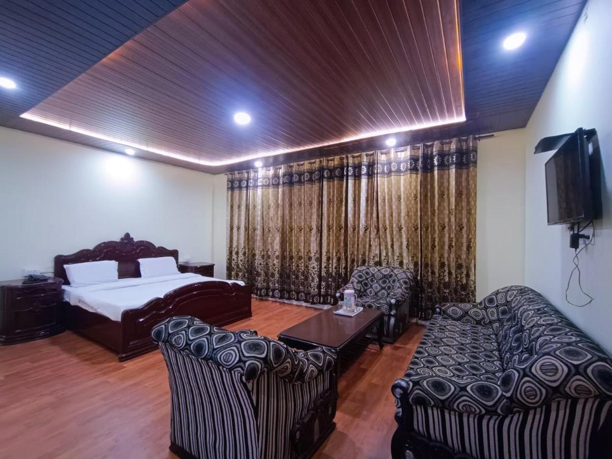 Surya Resort Dalhousie Eksteriør bilde